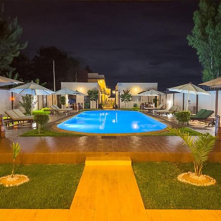 Bira Hotel 안트시라베 외부 사진