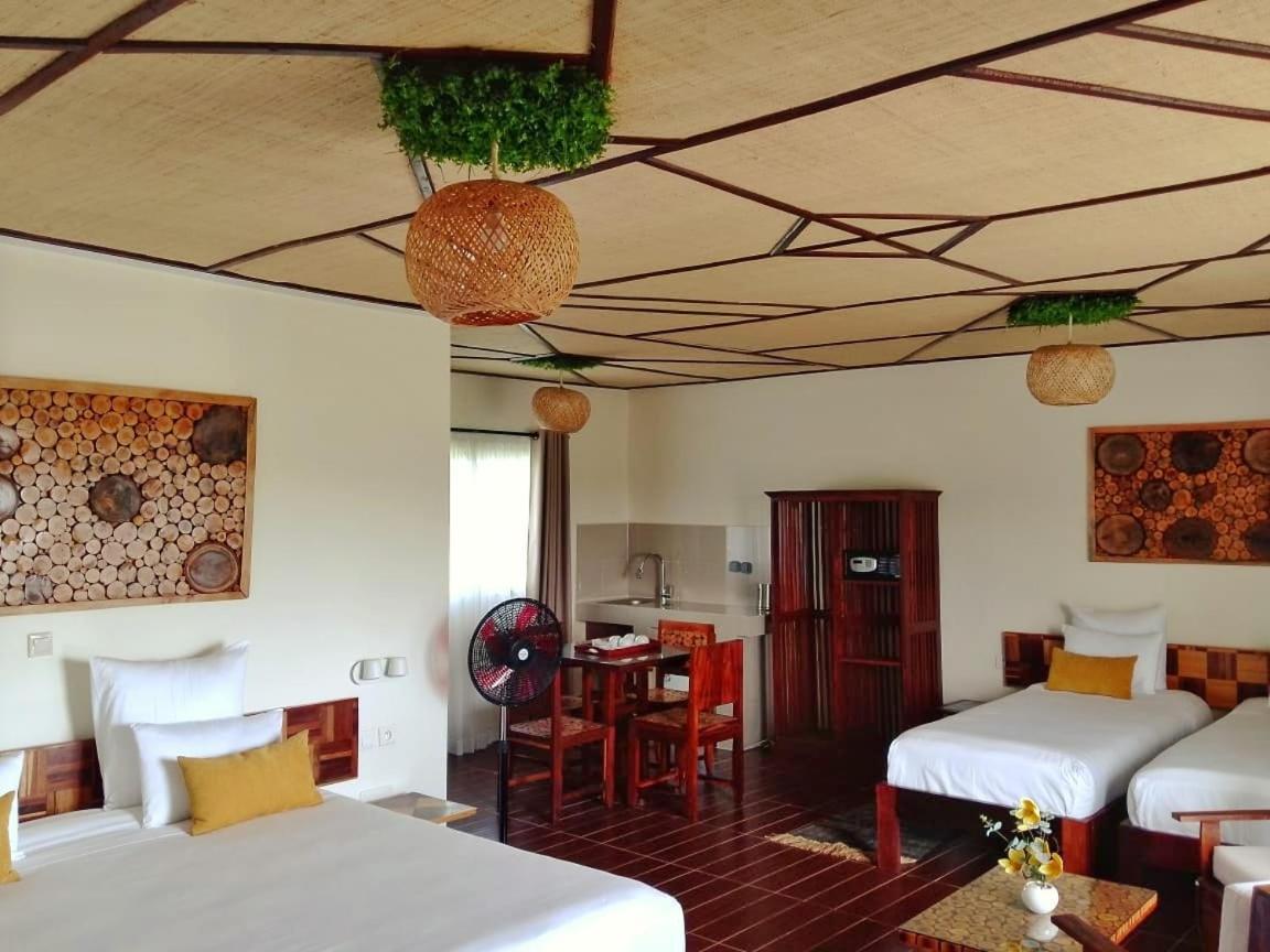 Bira Hotel 안트시라베 외부 사진