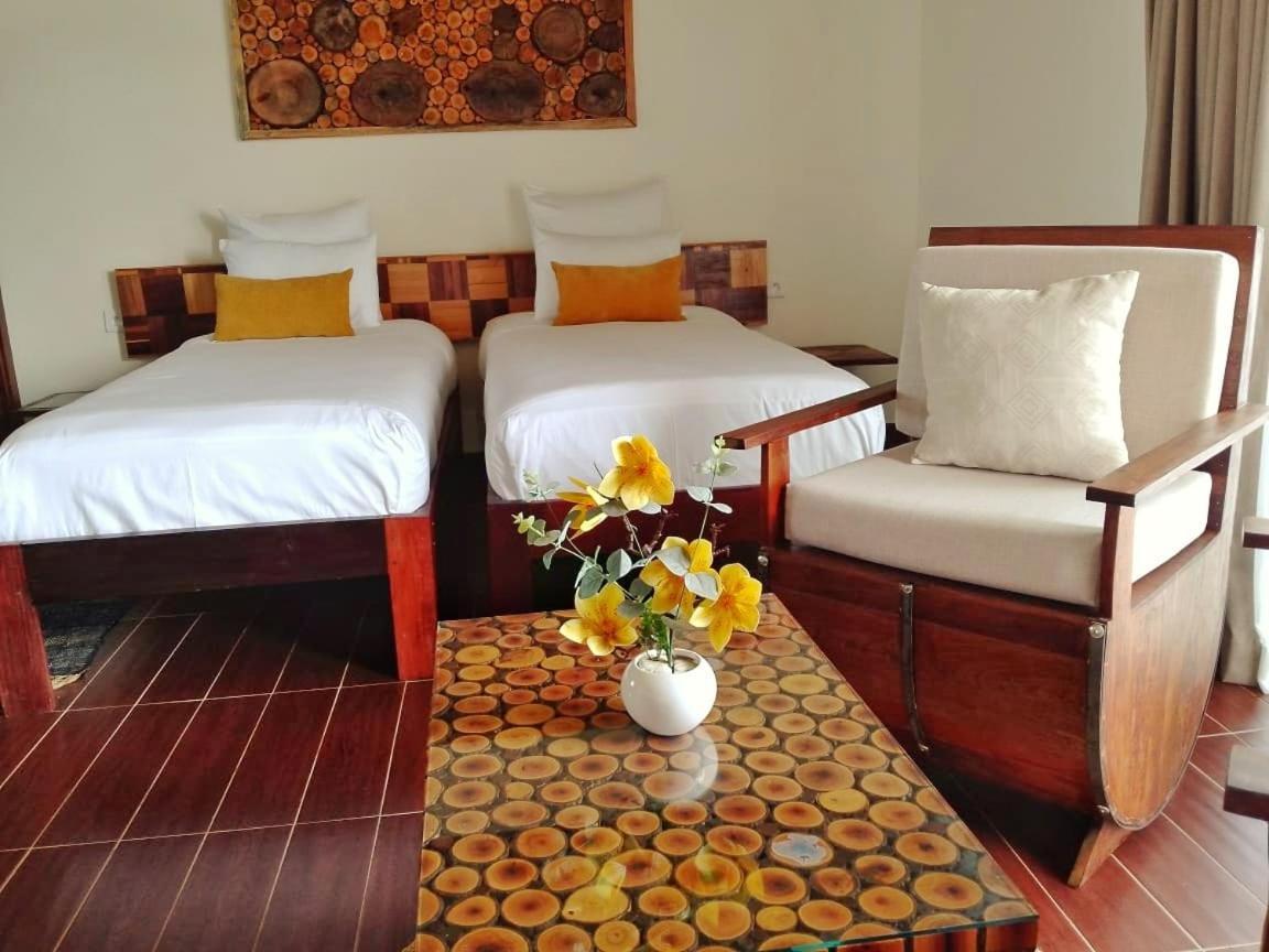 Bira Hotel 안트시라베 외부 사진