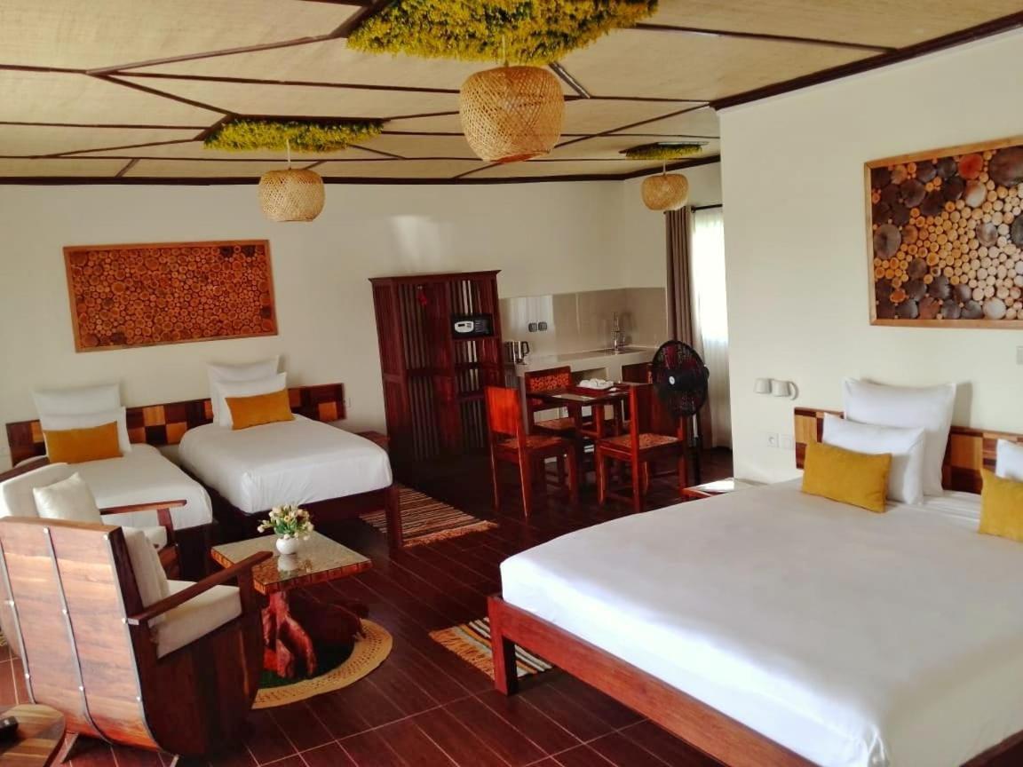 Bira Hotel 안트시라베 외부 사진