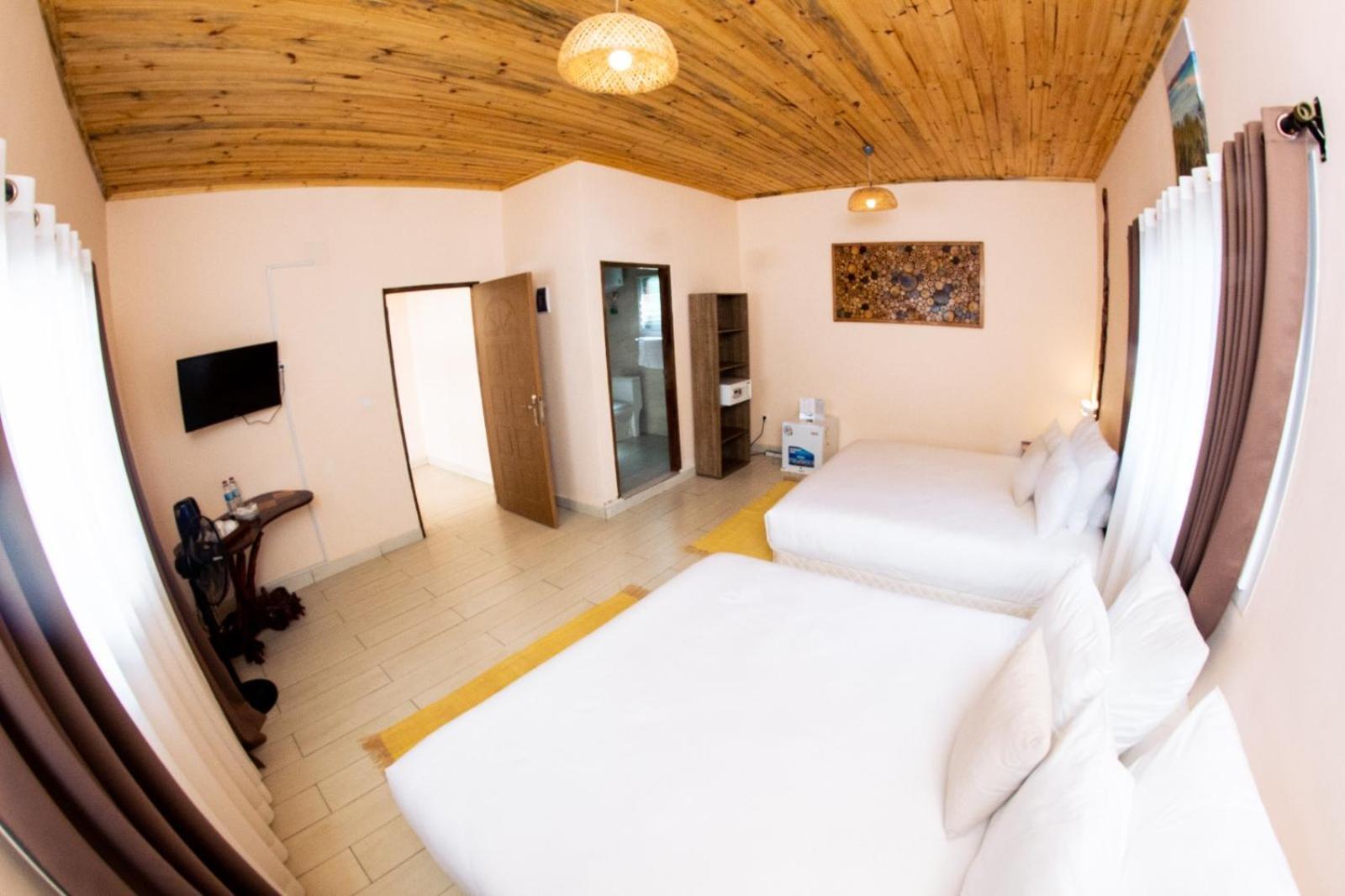 Bira Hotel 안트시라베 외부 사진