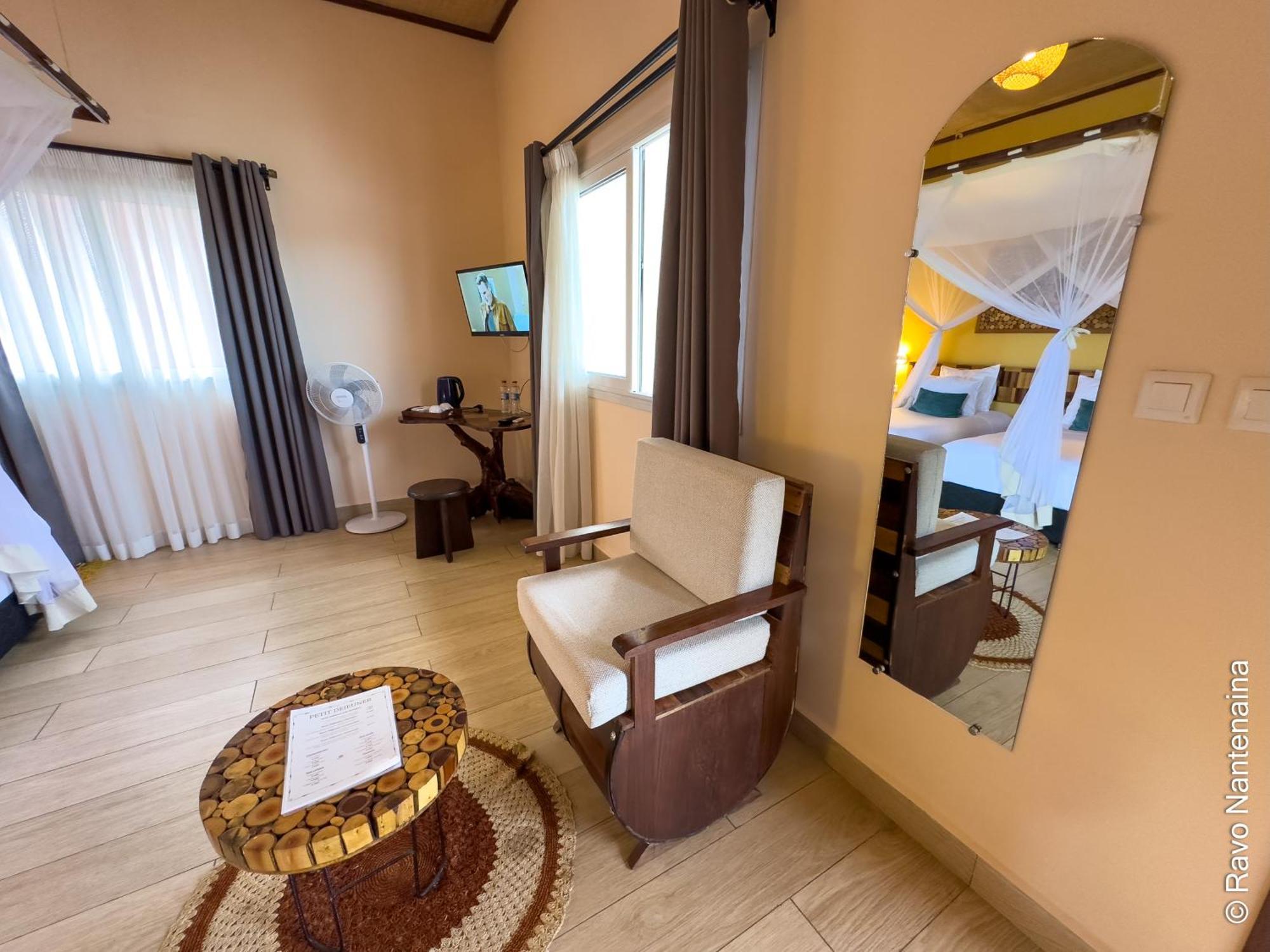 Bira Hotel 안트시라베 외부 사진